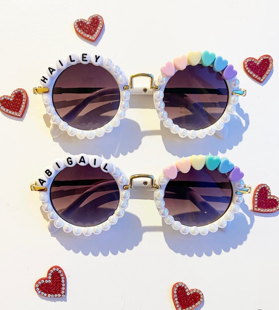 Heartbreaker - Personalized Pearly Round Sunglasses with Rainbow Hearts