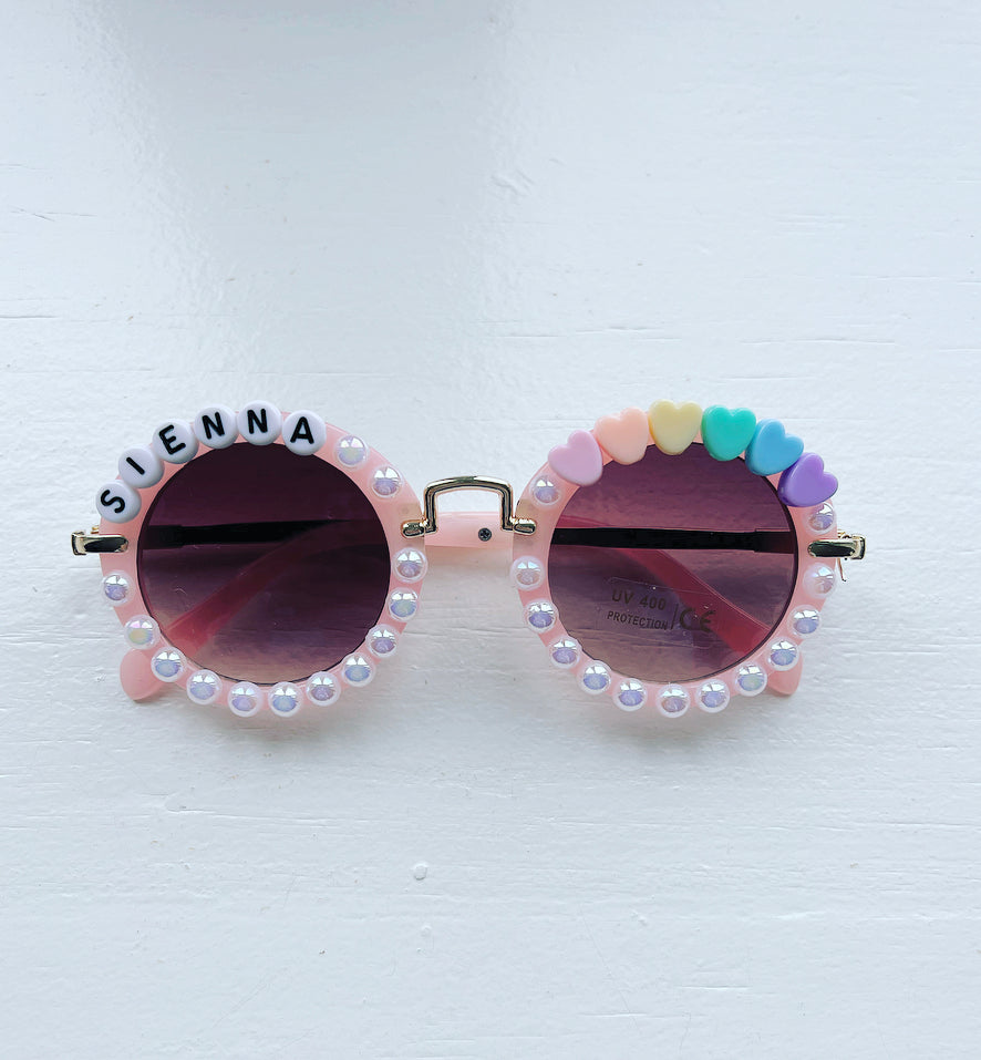 Heartbreaker - Personalized Pearly Round Sunglasses with Rainbow Hearts